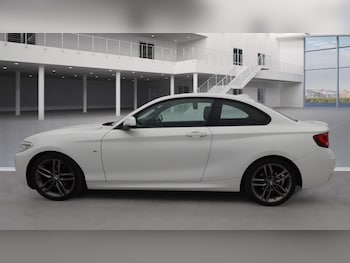 Used BMW 2 Series 2016 for sale - 75741121: Photo