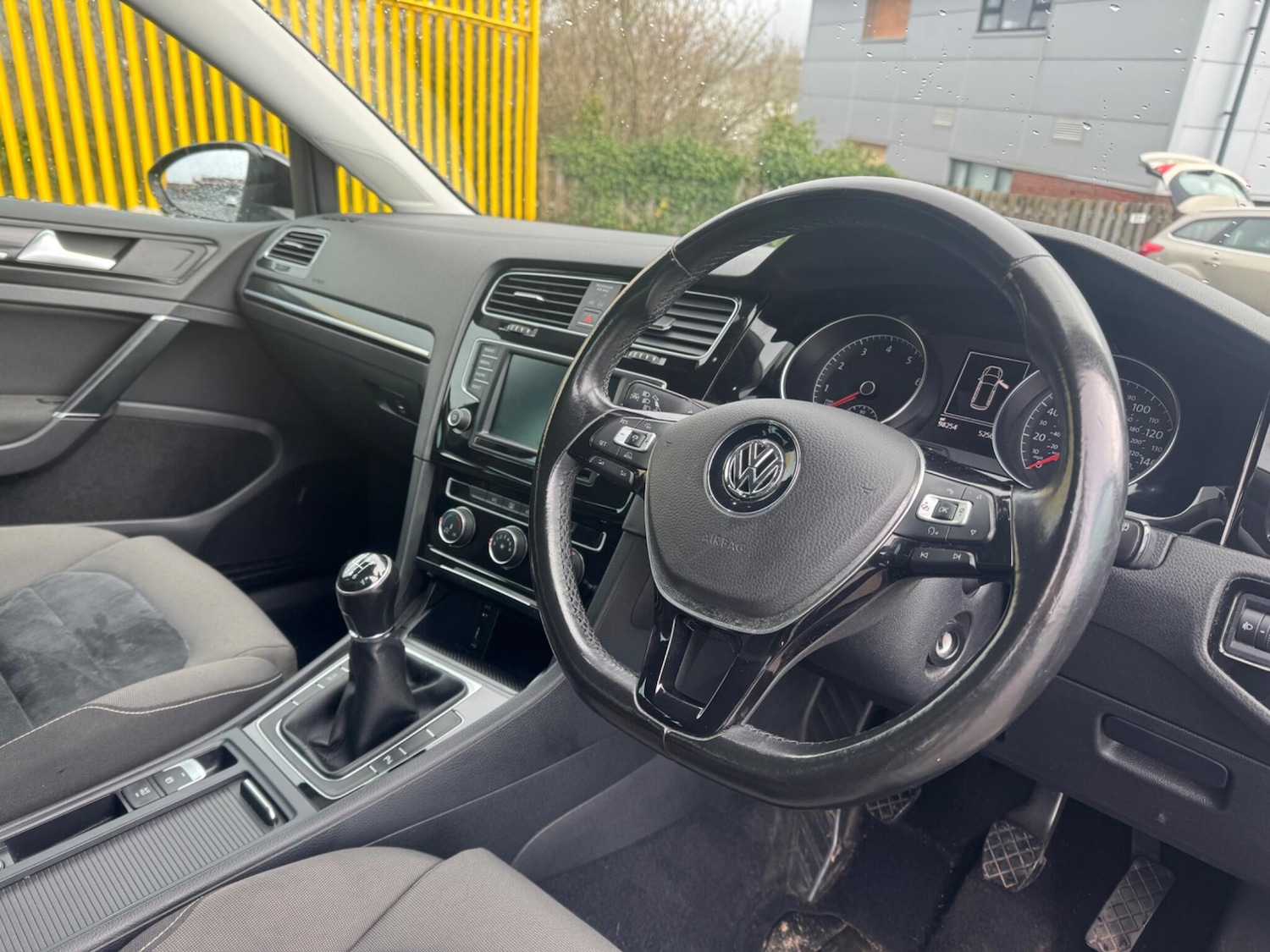 Used Volkswagen Golf 2015 for sale - 77509958: Photo 12
