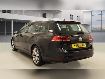 Used Volkswagen Golf 2015 for sale - 77509958: Photo