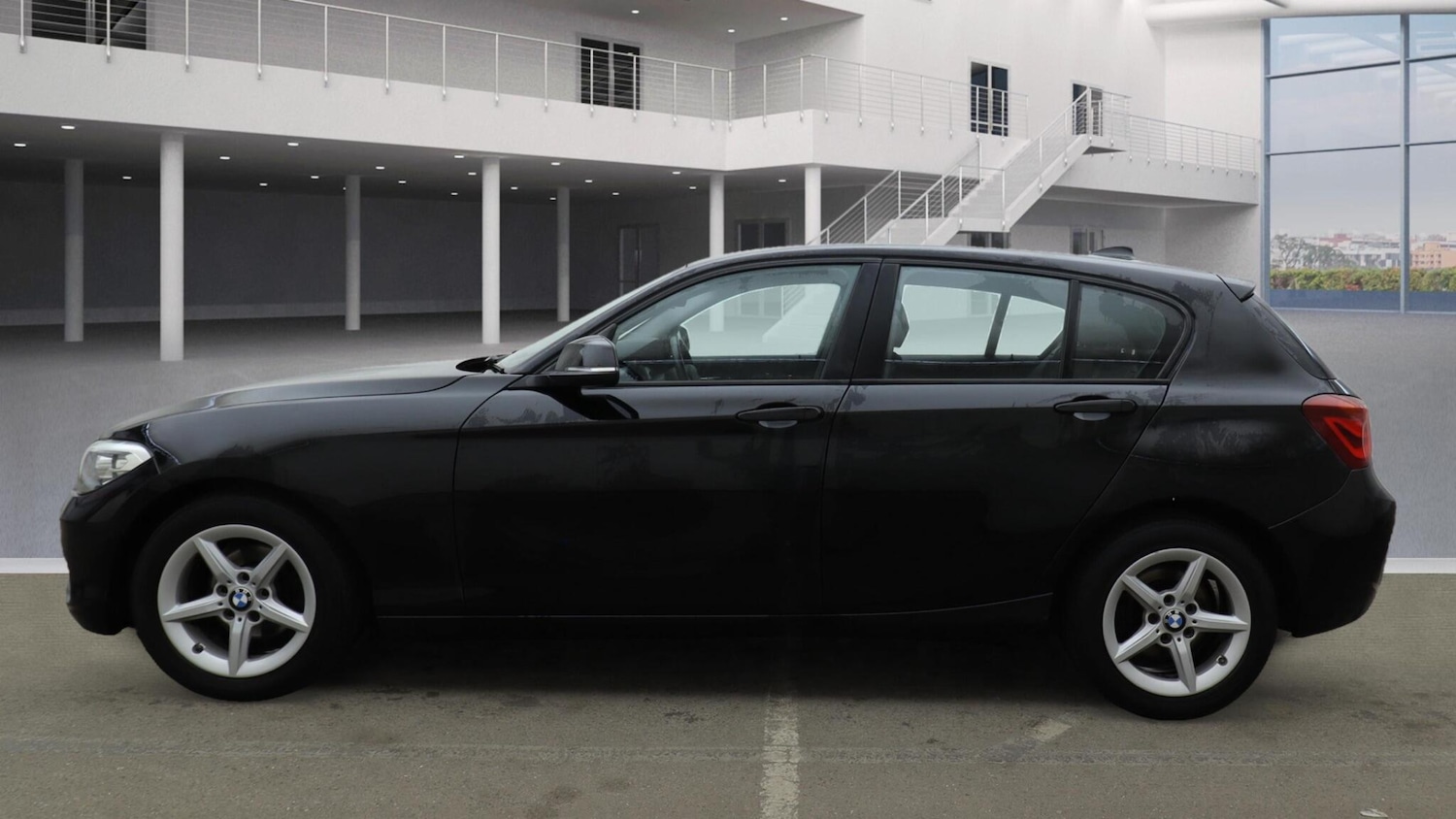 Used BMW 1 Series 2017 for sale - 76839784: Photo 3