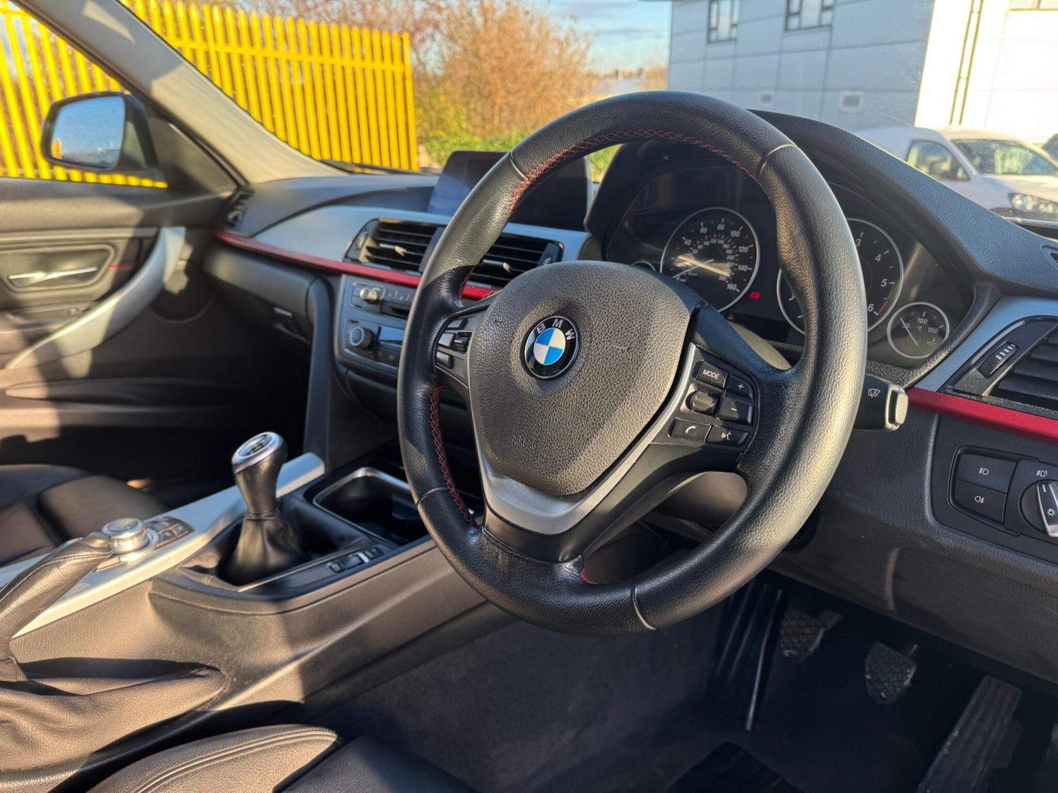 Used BMW 3 Series 2014 for sale - 76348973: Photo 12