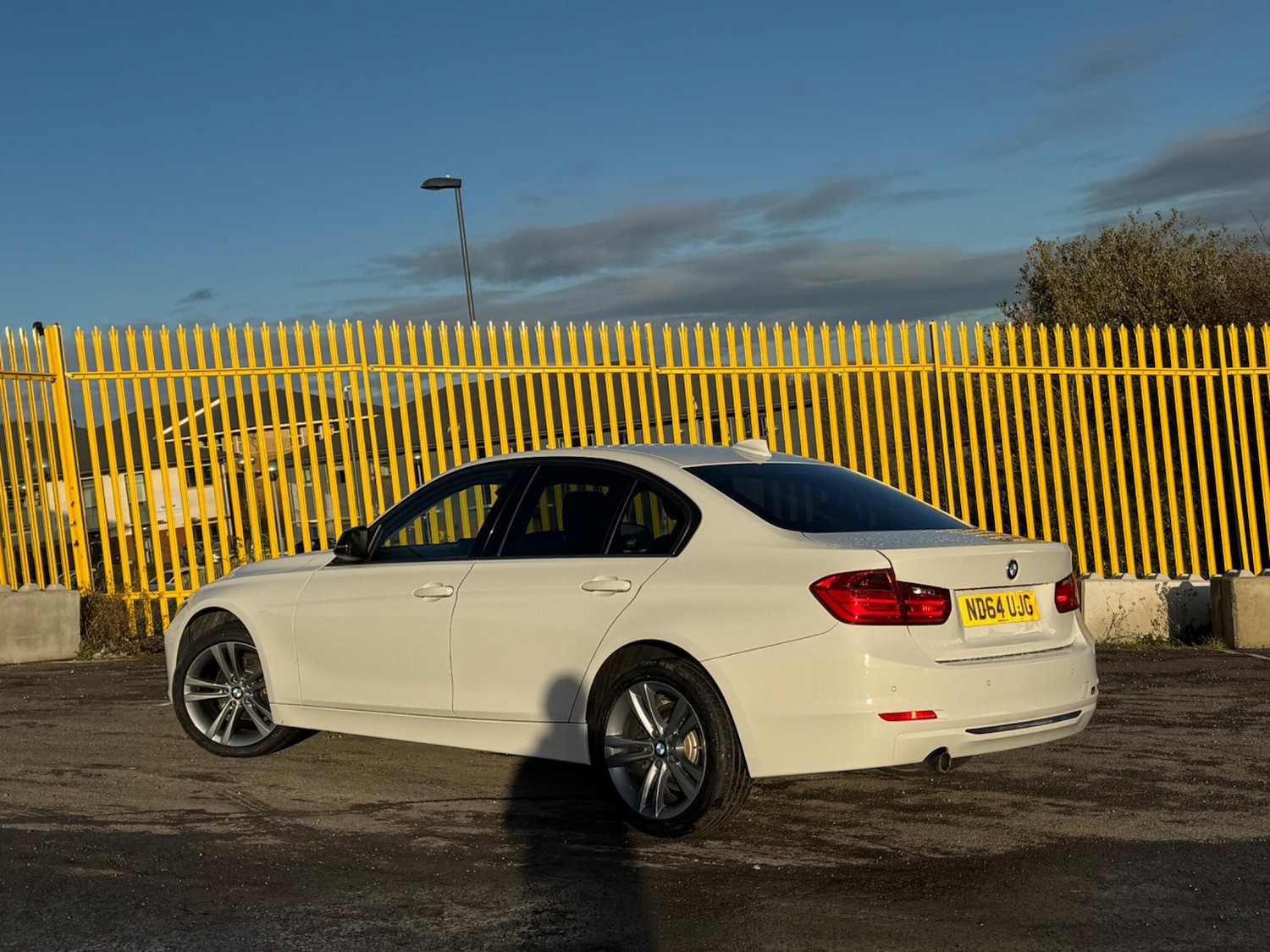 Used BMW 3 Series 2014 for sale - 76348973: Photo 2