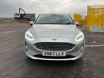 Used Ford Fiesta 2017 for sale - 75991025: Photo