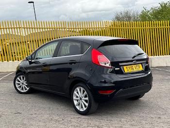 Used Ford Fiesta 2016 for sale - 78320317: Photo