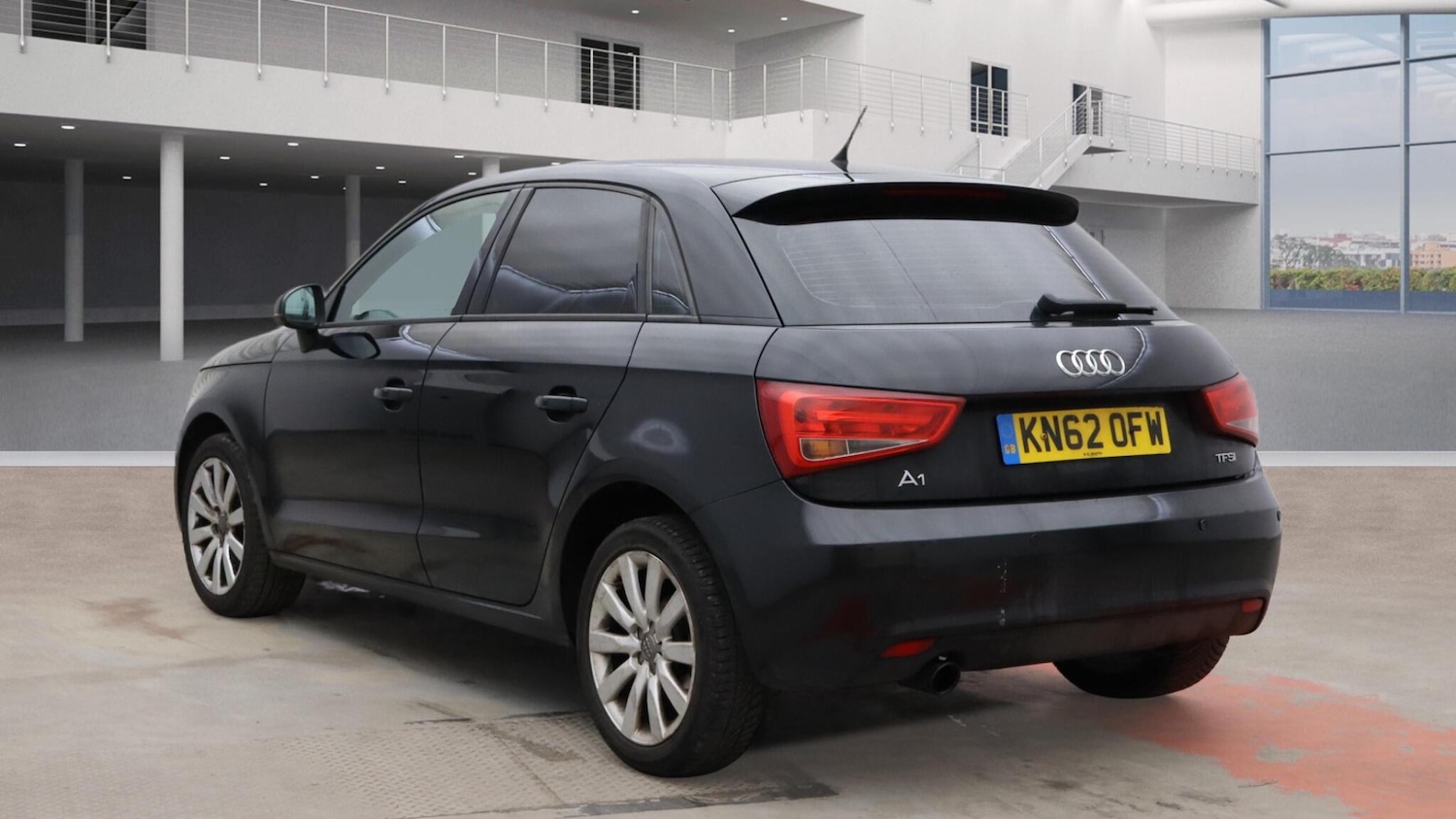 Used Audi A1 for sale - 77190768: Photo 2