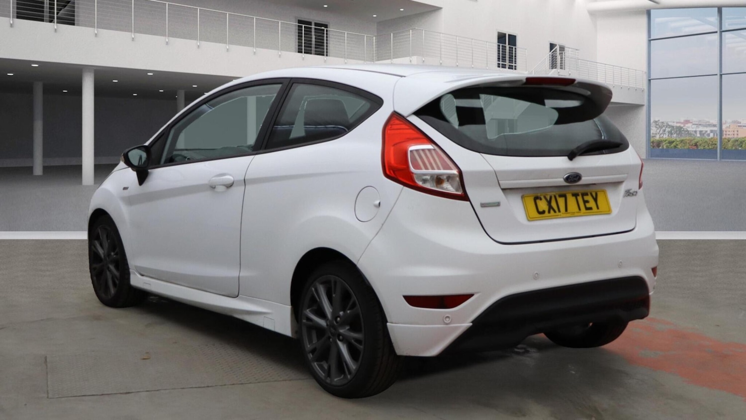 Used Ford Fiesta 2017 for sale - 76179499: Photo 2