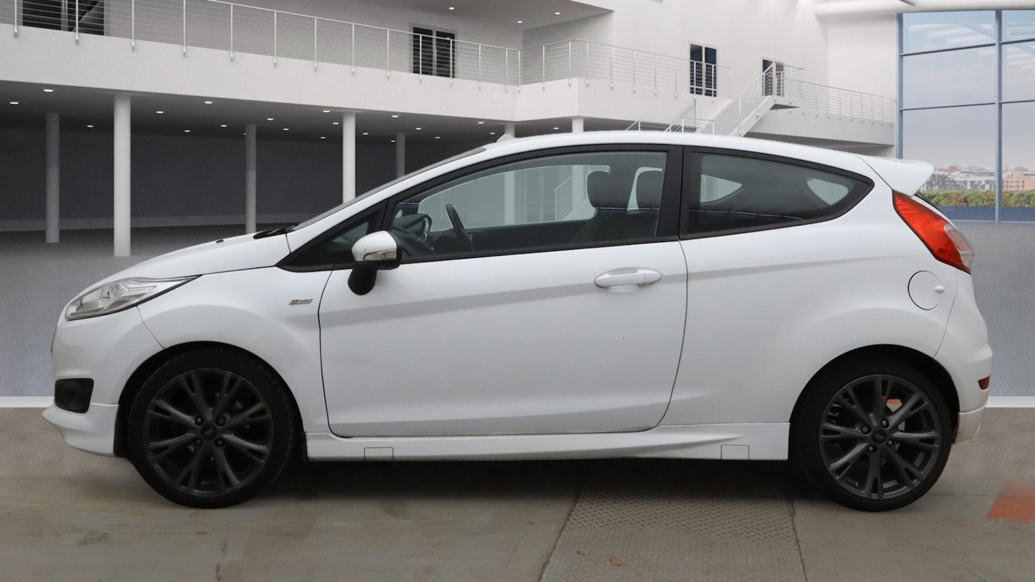 Used Ford Fiesta 2017 for sale - 76179499: Photo 3