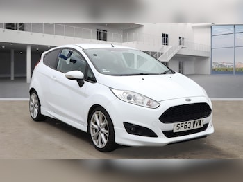 Used Ford Fiesta 2013 for sale - 76013411: Photo