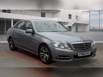 Used Mercedes-Benz E Class 2012 for sale - 77191852: Photo