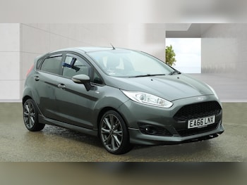 Used Ford Fiesta 2016 for sale - 78320368: Photo