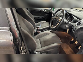 Used Ford Fiesta 2016 for sale - 78320368: Photo