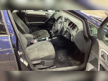 Used Volkswagen Golf 2014 for sale - 77768591: Photo