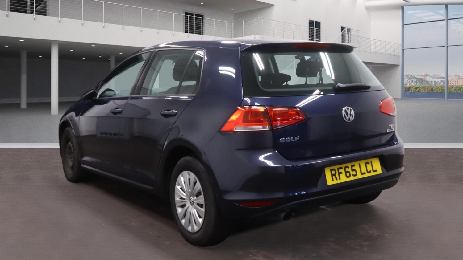 Used Volkswagen Golf 2015 for sale - 77509857: Photo 2