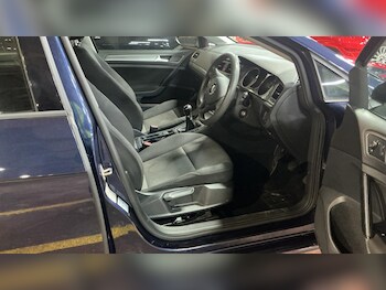 Used Volkswagen Golf 2015 for sale - 77509857: Photo