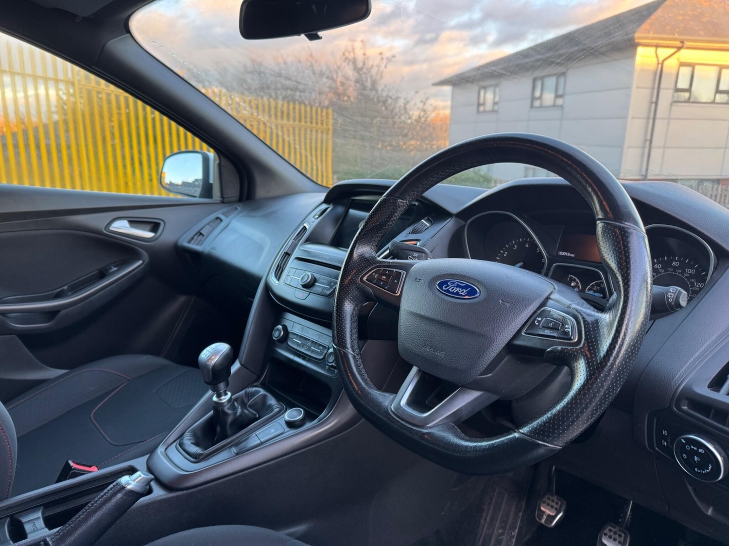 Used Ford Focus 2017 for sale - 76619983: Photo 10