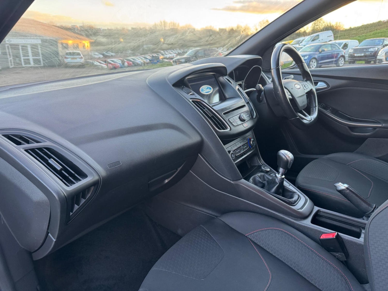 Used Ford Focus 2017 for sale - 76619983: Photo 9