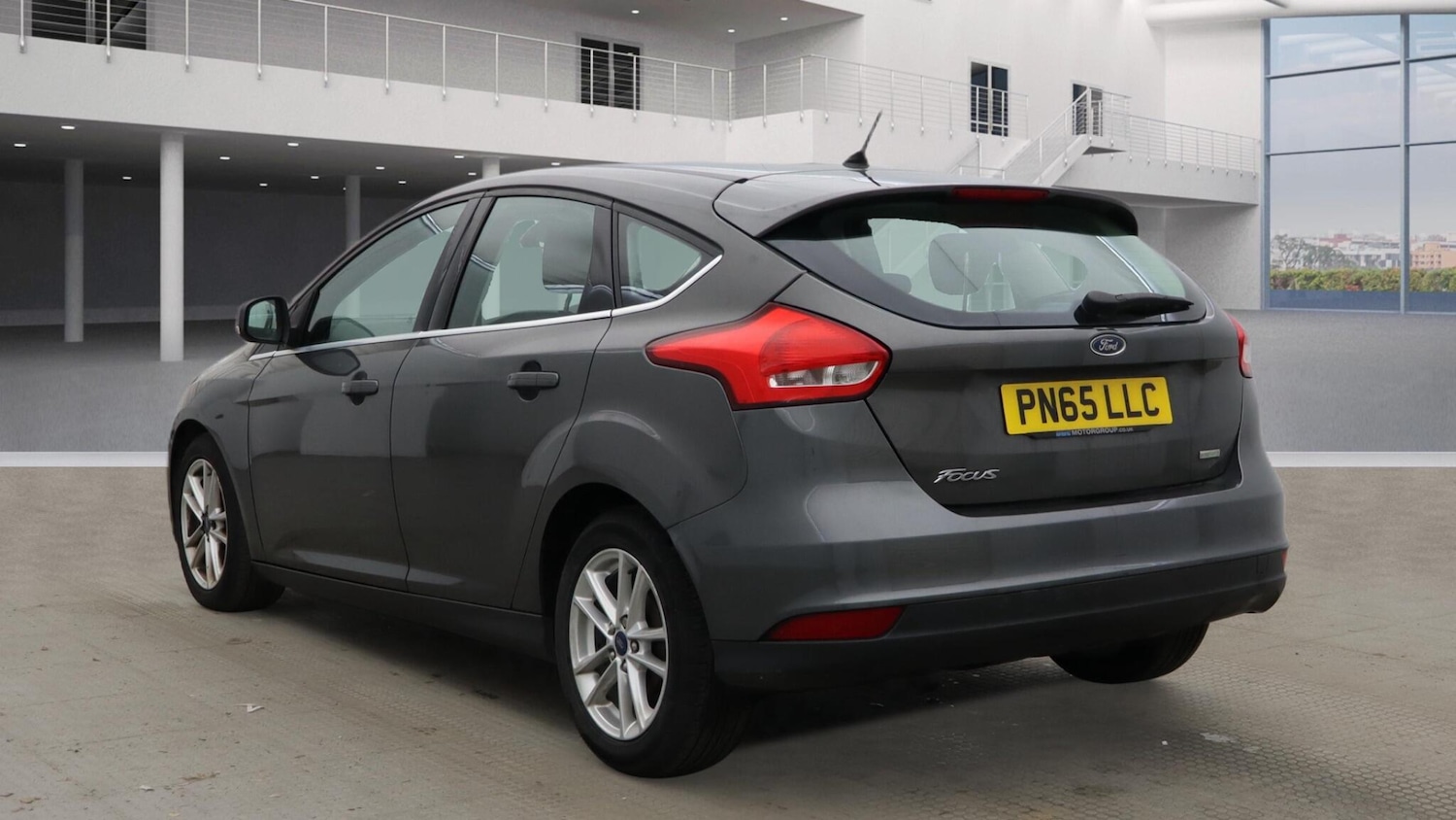 Used Ford Focus 2015 for sale - 77320754: Photo 2