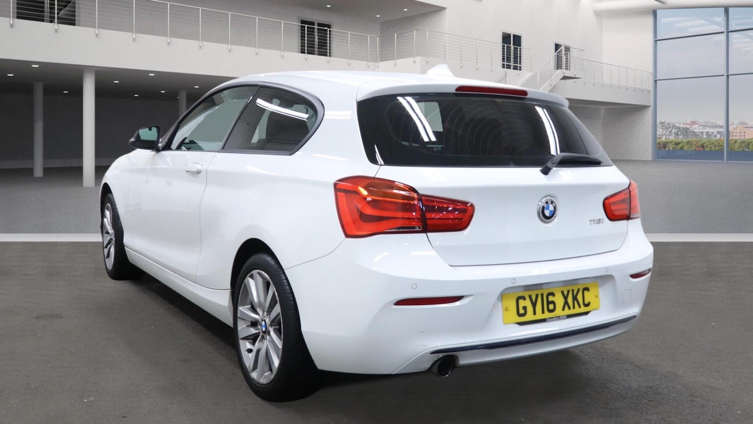 Used BMW 1 Series 2016 for sale - 77510369: Photo 2