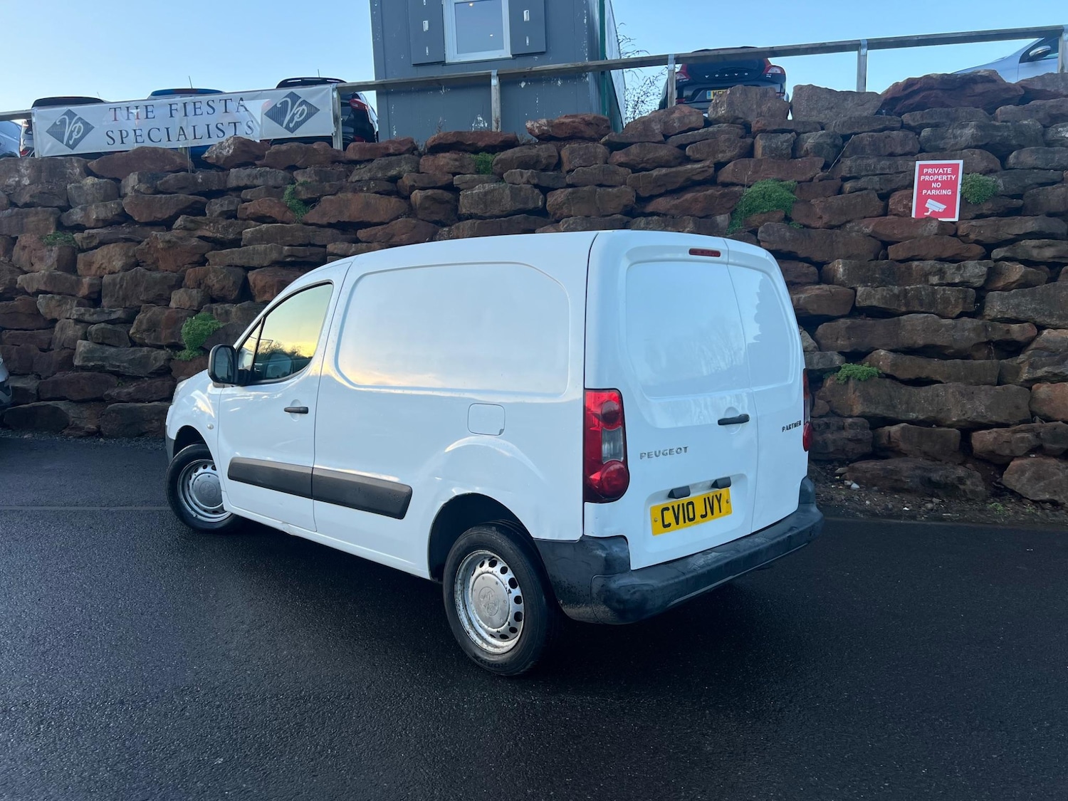 Used Peugeot Partner 2010 for sale - 75589169: Photo 2