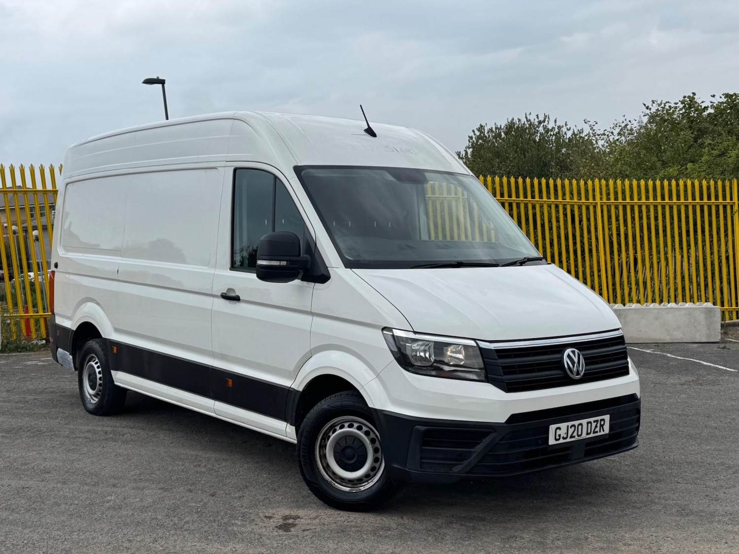 Used Volkswagen Crafter 2020 for sale - 76528072: Photo 1
