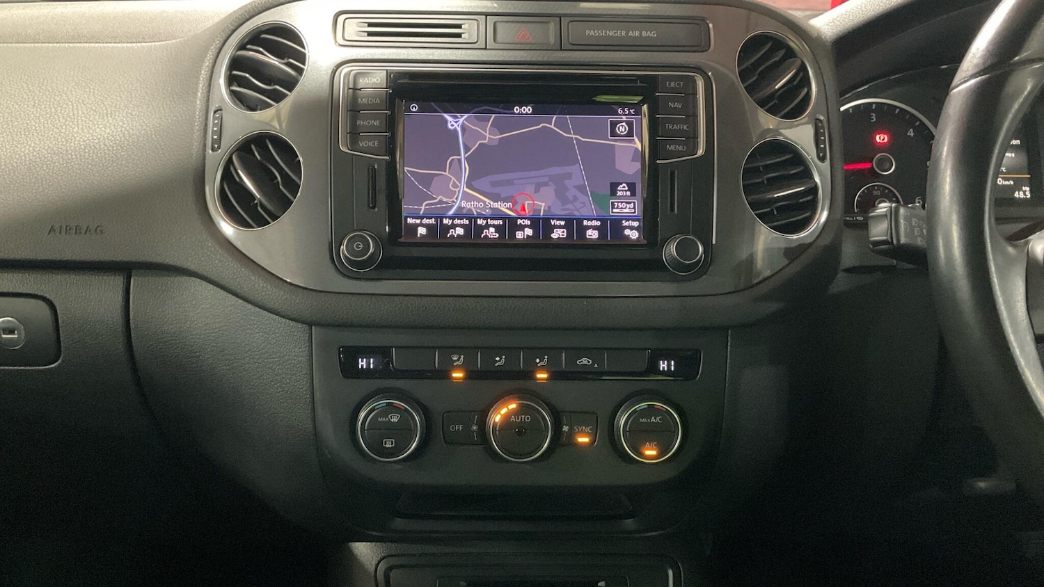 Used Volkswagen Tiguan 2016 for sale - 77098062: Photo 6