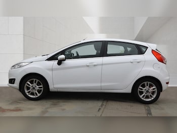 Used Ford Fiesta 2015 for sale - 78320293: Photo