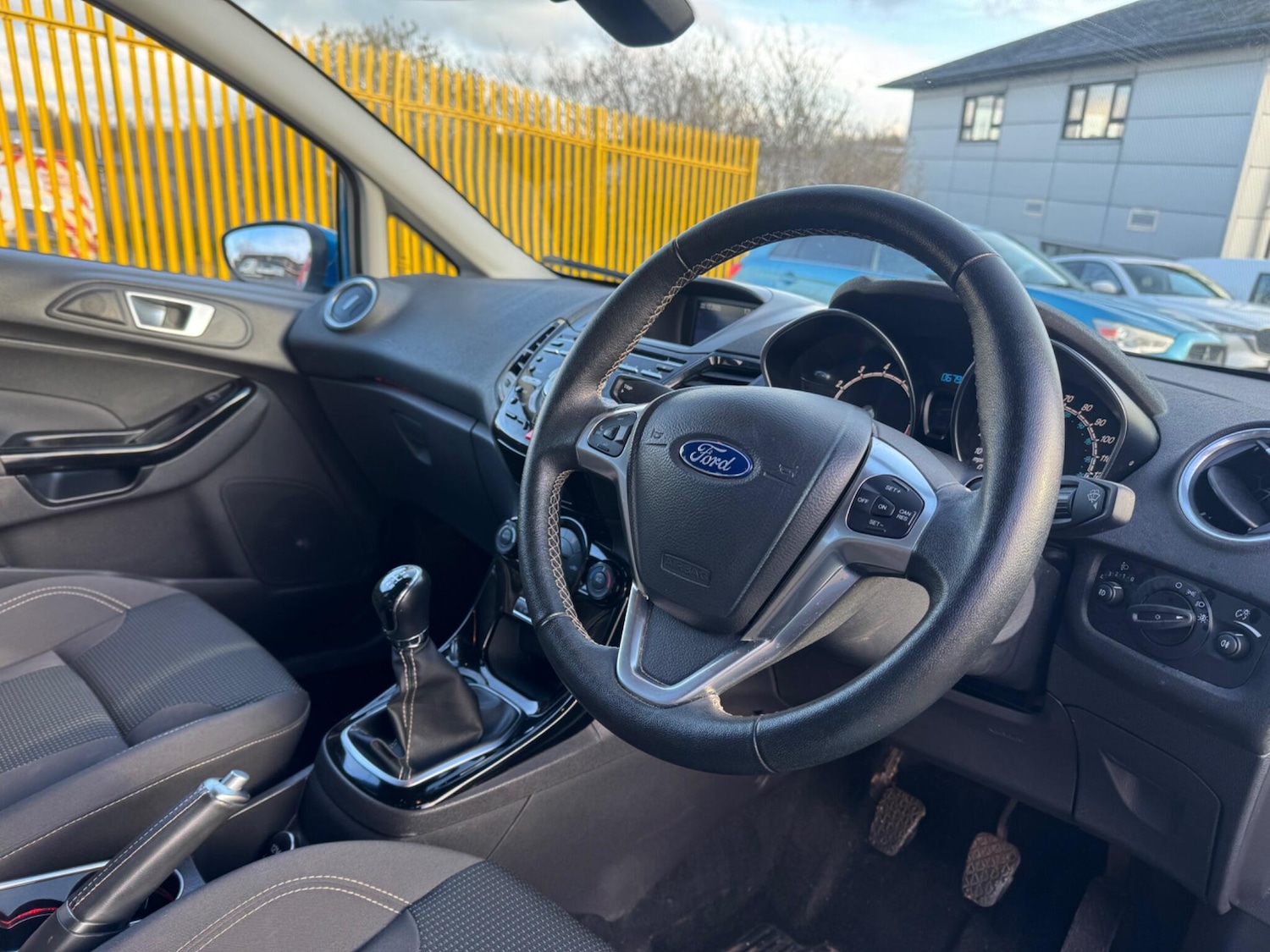 Used Ford Fiesta 2015 for sale - 77020847: Photo 11