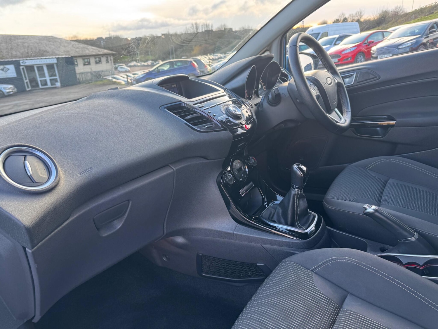 Used Ford Fiesta 2015 for sale - 77020847: Photo 8