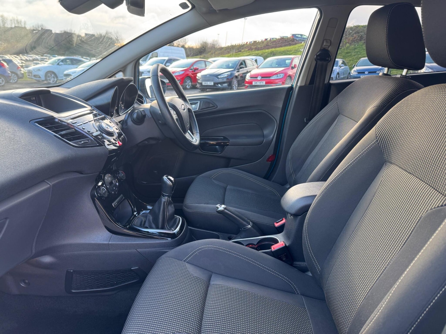 Used Ford Fiesta 2015 for sale - 77020847: Photo 9