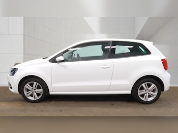 Used Volkswagen Polo 2017 for sale - 78320289: Photo