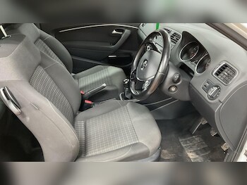 Used Volkswagen Polo 2017 for sale - 78320289: Photo