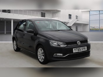 Used Volkswagen Polo 2015 for sale - 77768822: Photo