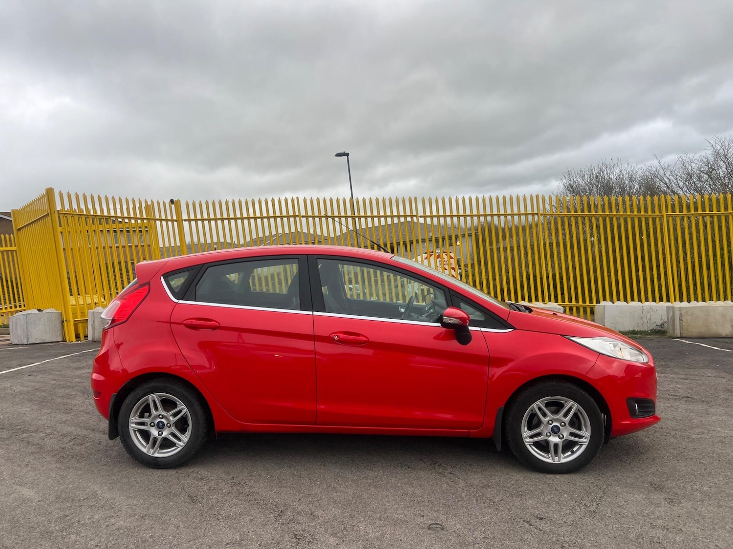 Used Ford Fiesta 2014 for sale - 77396356: Photo 5