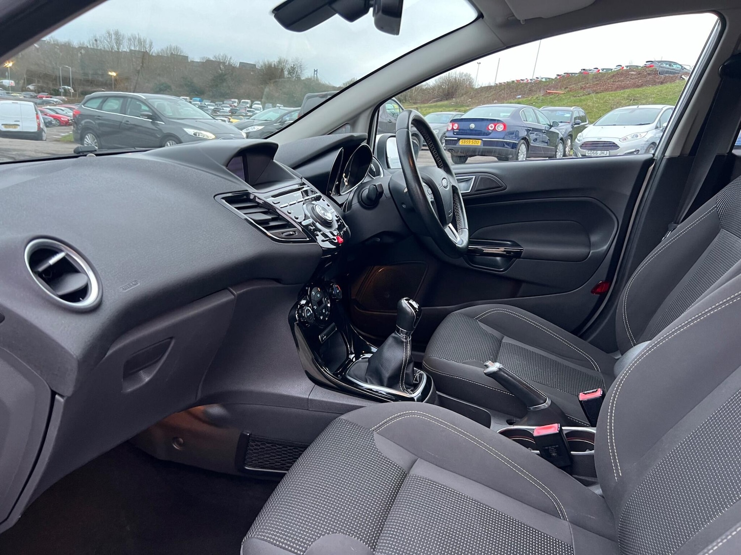 Used Ford Fiesta 2015 for sale - 77550670: Photo 8