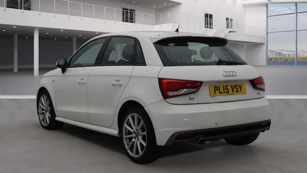Used Audi A1 2015 for sale - 76314493: Photo 2