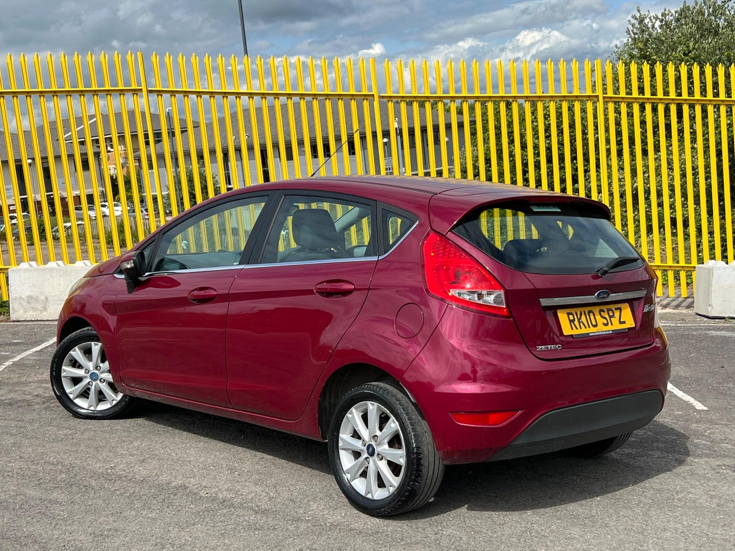 Used Ford Fiesta for sale - 77484572: Photo 2