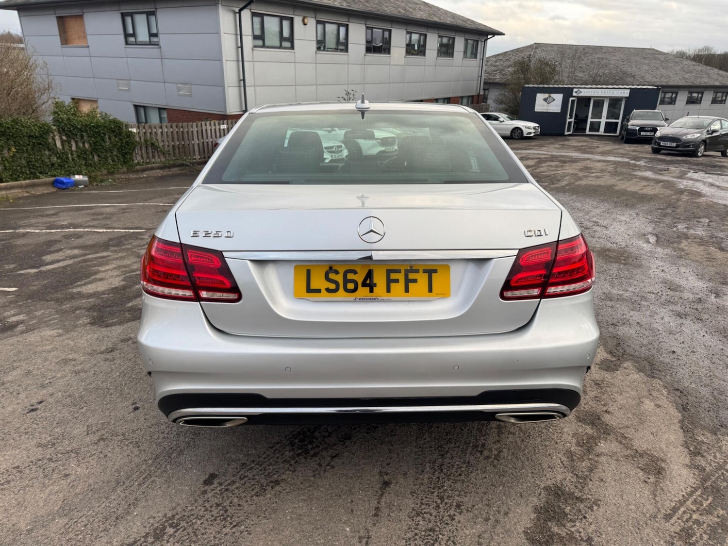 Used Mercedes-Benz E Class 2014 for sale - 77060139: Photo 7