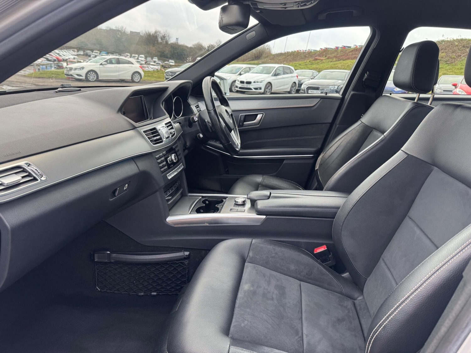 Used Mercedes-Benz E Class 2014 for sale - 77060139: Photo 8