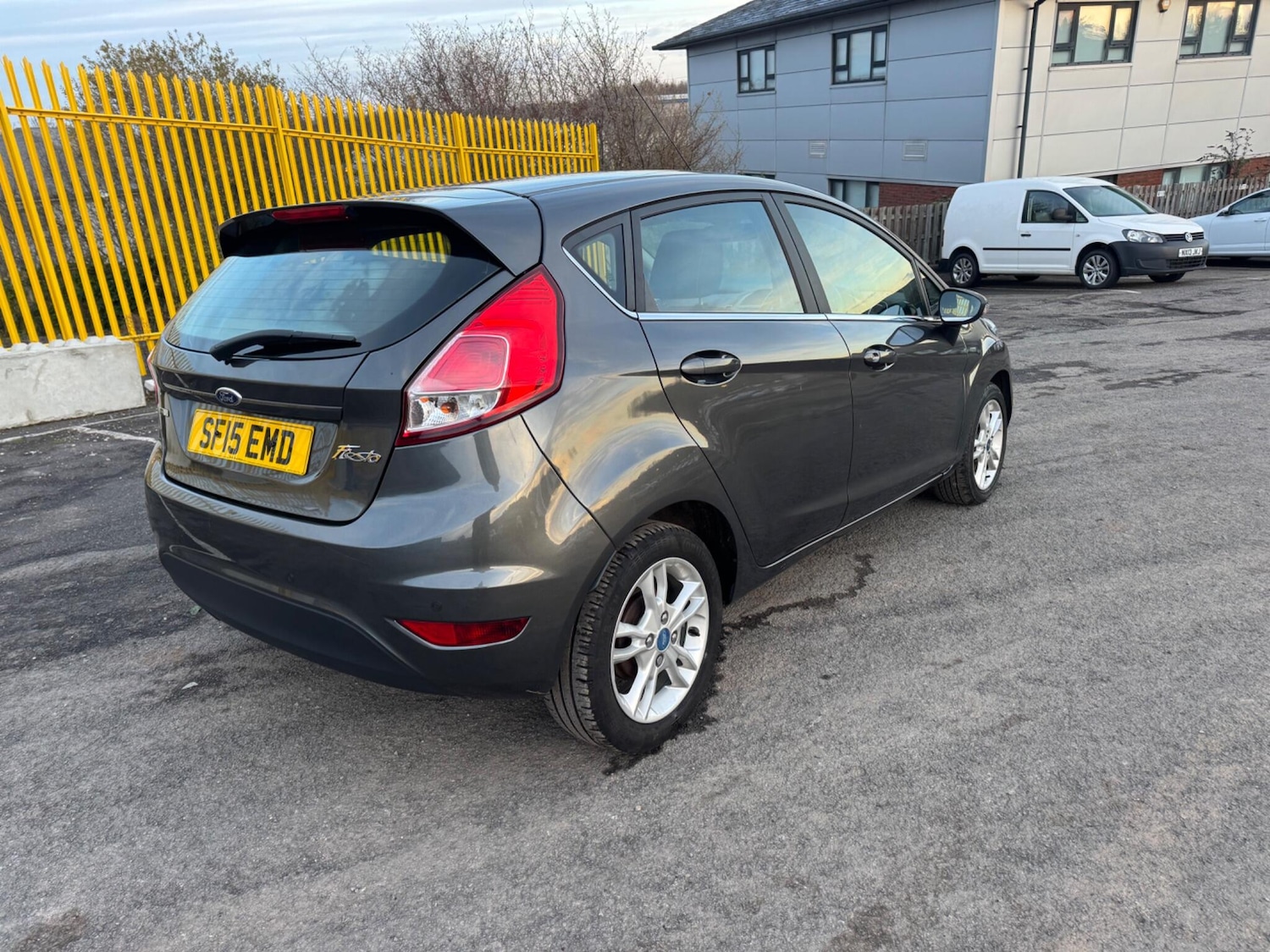 Used Ford Fiesta 2015 for sale - 76898492: Photo 6