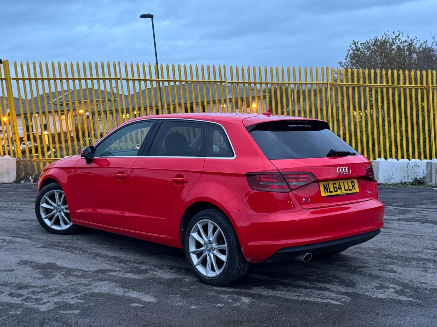 Used Audi A3 2014 for sale - 76866443: Photo 2