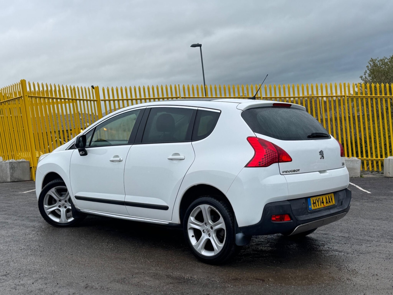 Used Peugeot 3008 2014 for sale - 76991786: Photo 2
