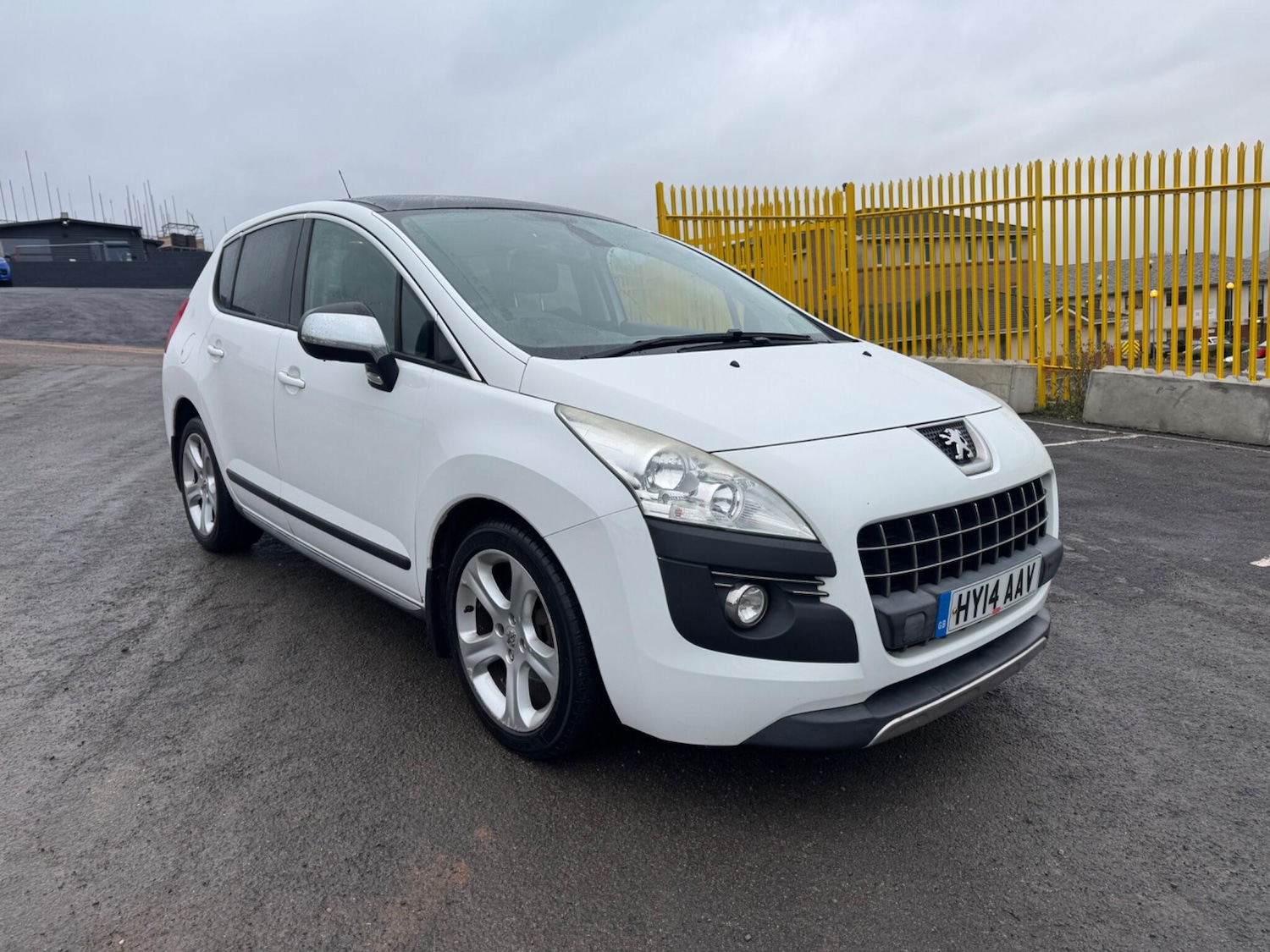 Used Peugeot 3008 2014 for sale - 76991786: Photo 4