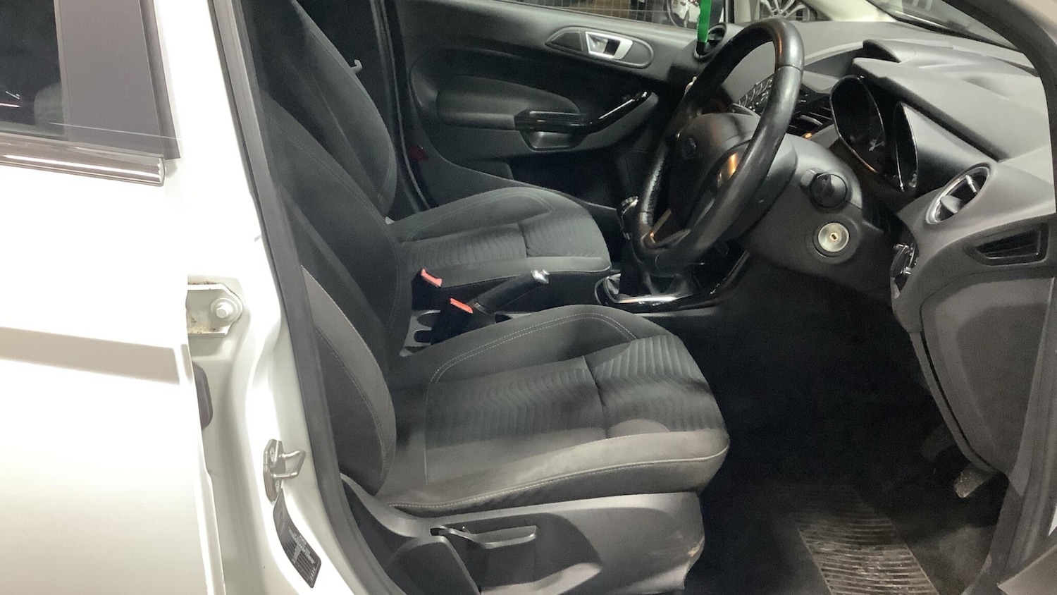 Used Ford Fiesta for sale - 77320812: Photo 4