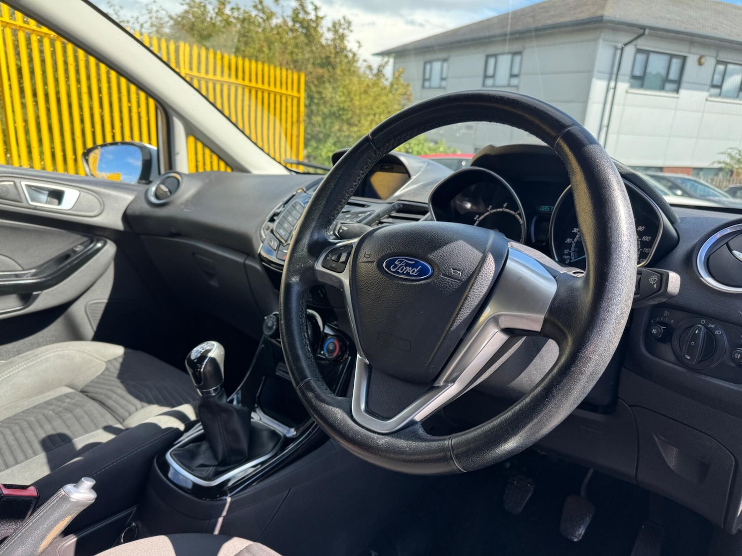 Used Ford Fiesta 2016 for sale - 76988677: Photo 13