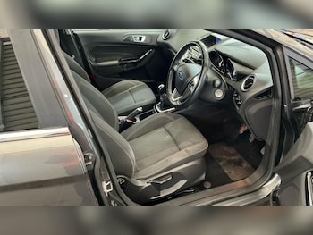 Used Ford Fiesta 2016 for sale - 77924906: Photo