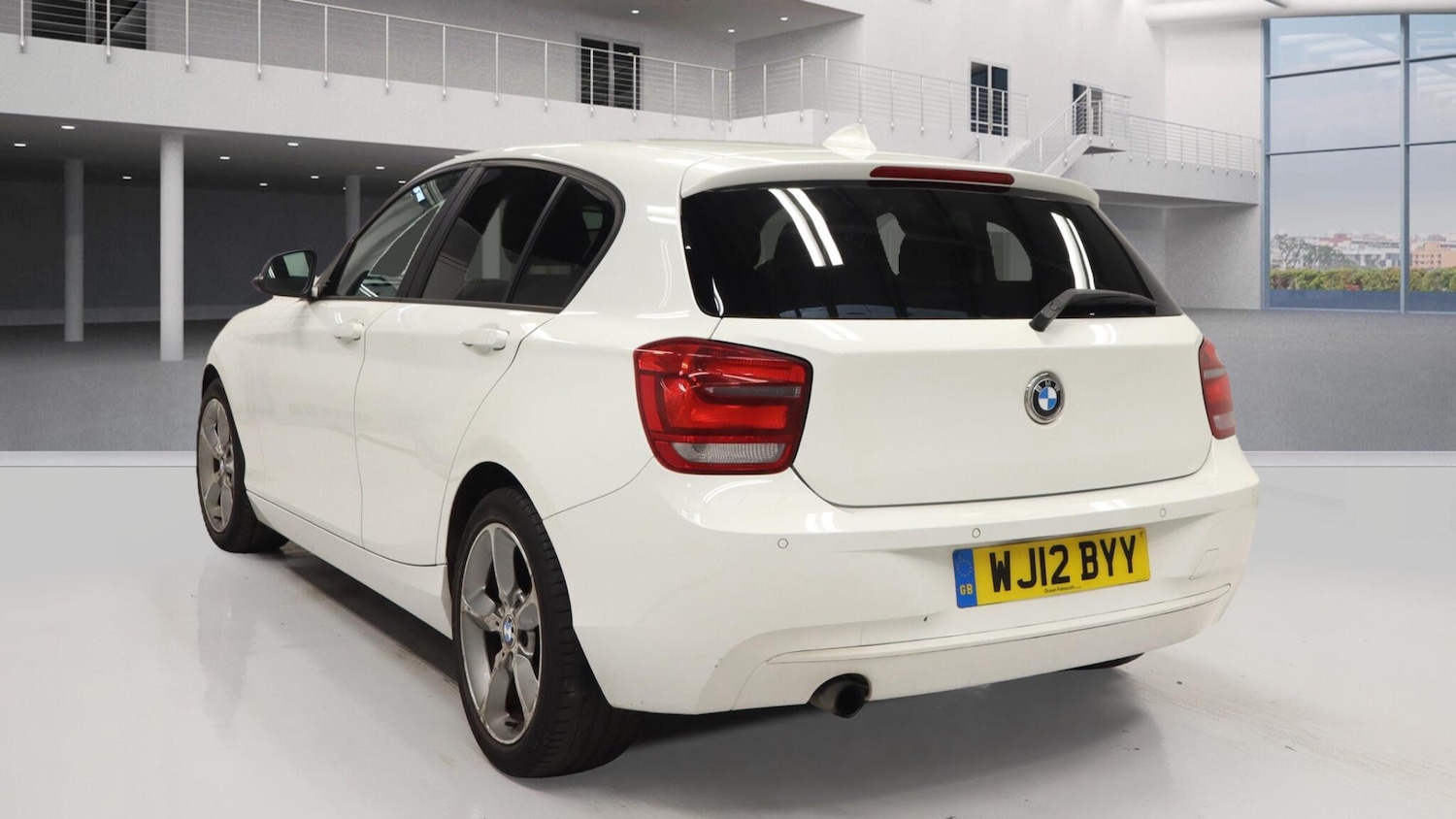 Used BMW 1 Series 2012 for sale - 76314535: Photo 2