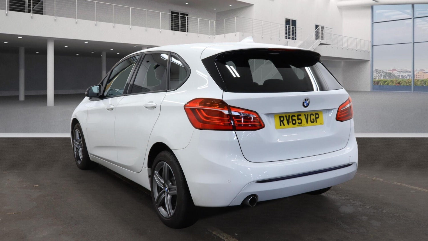 Used BMW 2 Series 2015 for sale - 76996677: Photo 2