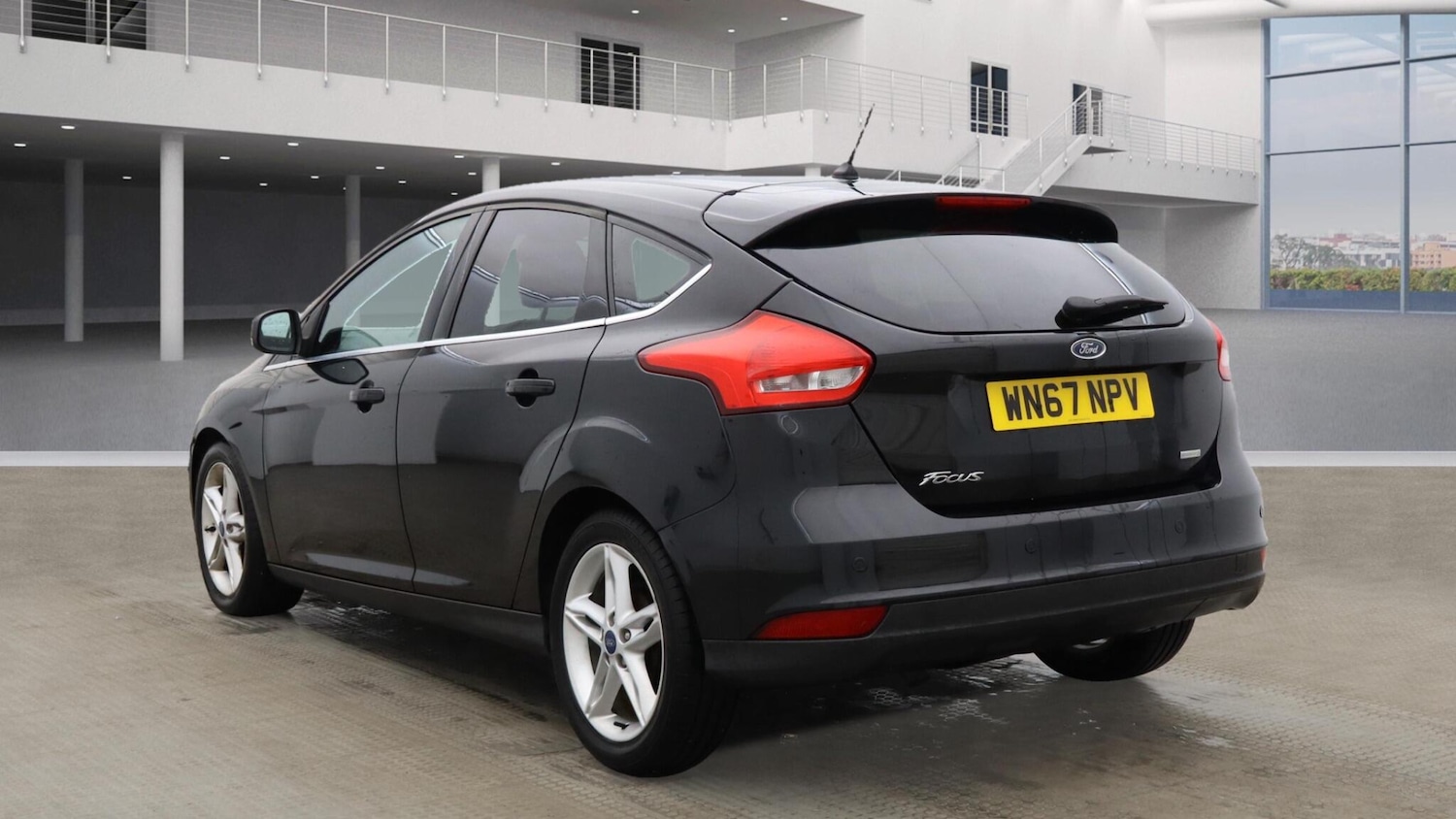 Used Ford Focus 2017 for sale - 76898447: Photo 2