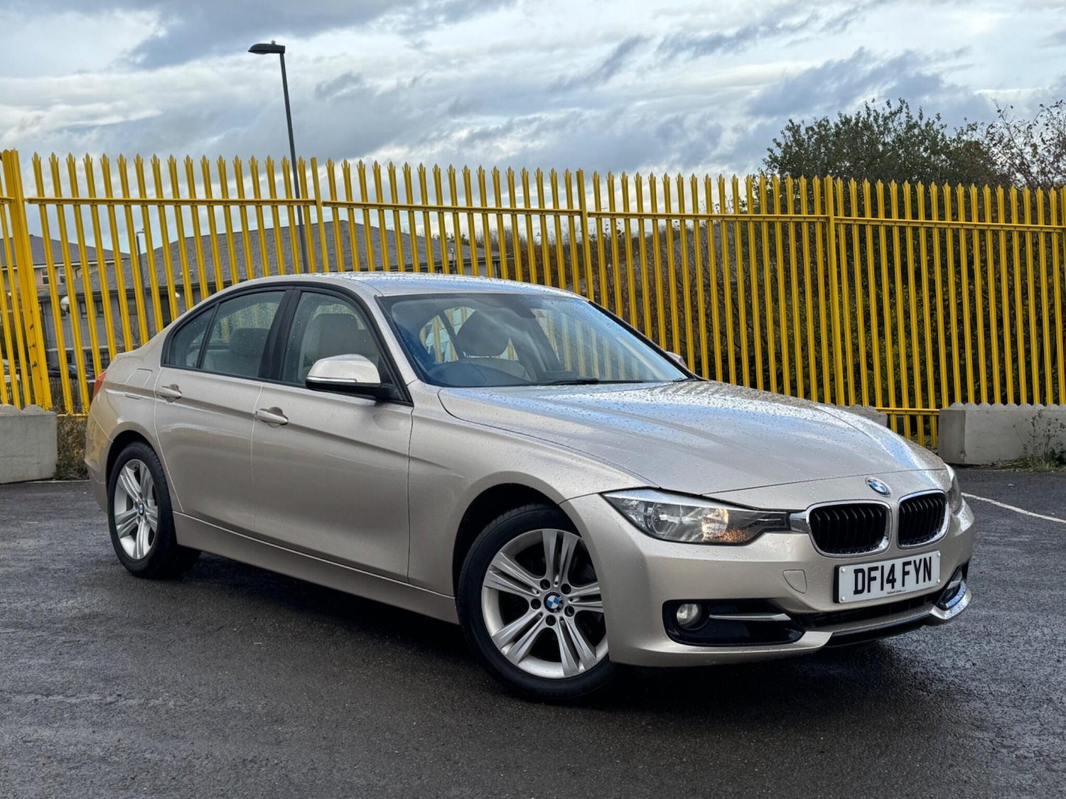 Used BMW 3 Series 2014 for sale - 76408692: Photo 1