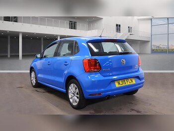 Used Volkswagen Polo 2015 for sale - 76975862: Photo